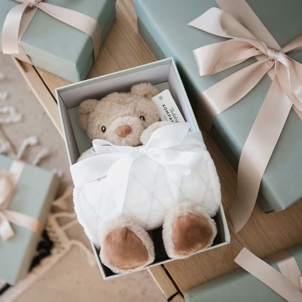 瑞典 Teddykompaniet Sven奶茶熊毯子禮盒