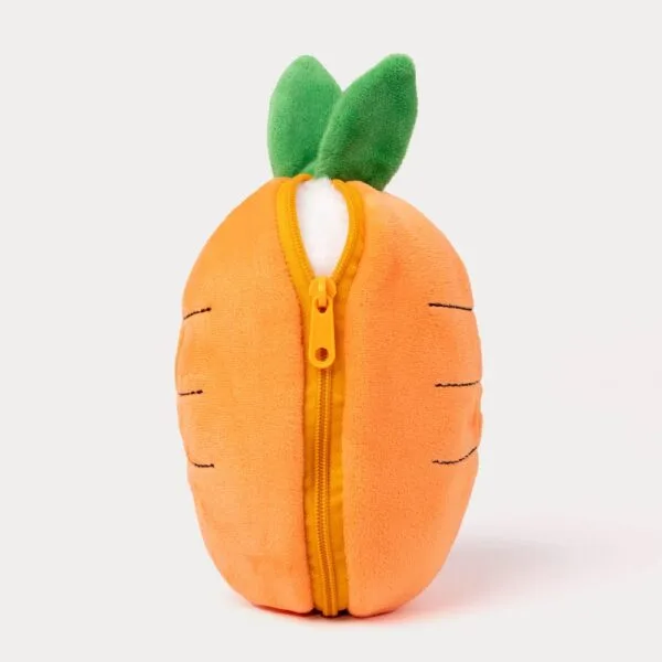紅蘿蔔兔兔拉上特寫